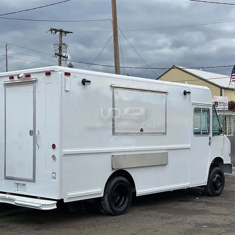 Outdoor Mobile Food